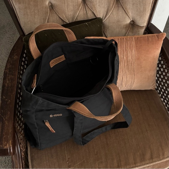 Fjallräven Totepack No. 1 in Black - Picture 1 of 8